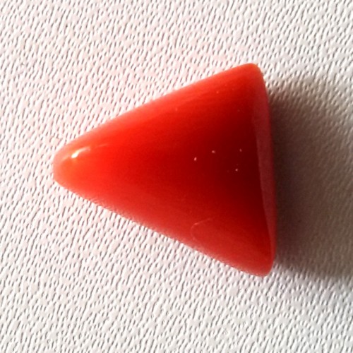 Natural Triangular Red Coral (Moonga) - 5.60 carats