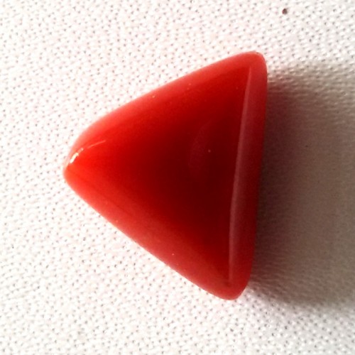 Natural Triangular Red Coral (Moonga) - 5.50 carats