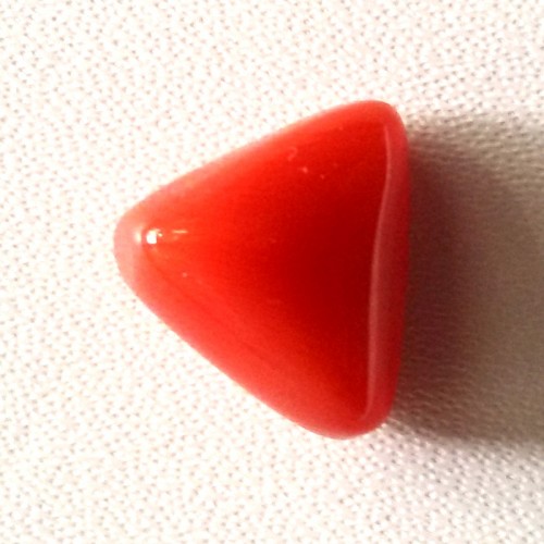 Natural Triangular Red Coral (Moonga) - 5.50 carats