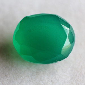 Natural Green Onyx  - 7.71 carats