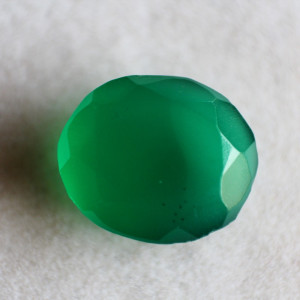 Natural Green Onyx  - 5.54 carats